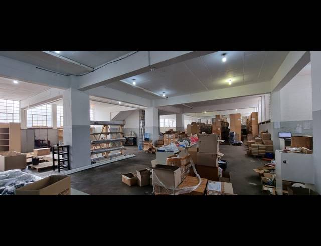 6,600M² WAREHOUSE FOR SALE IN NEW CENTRE